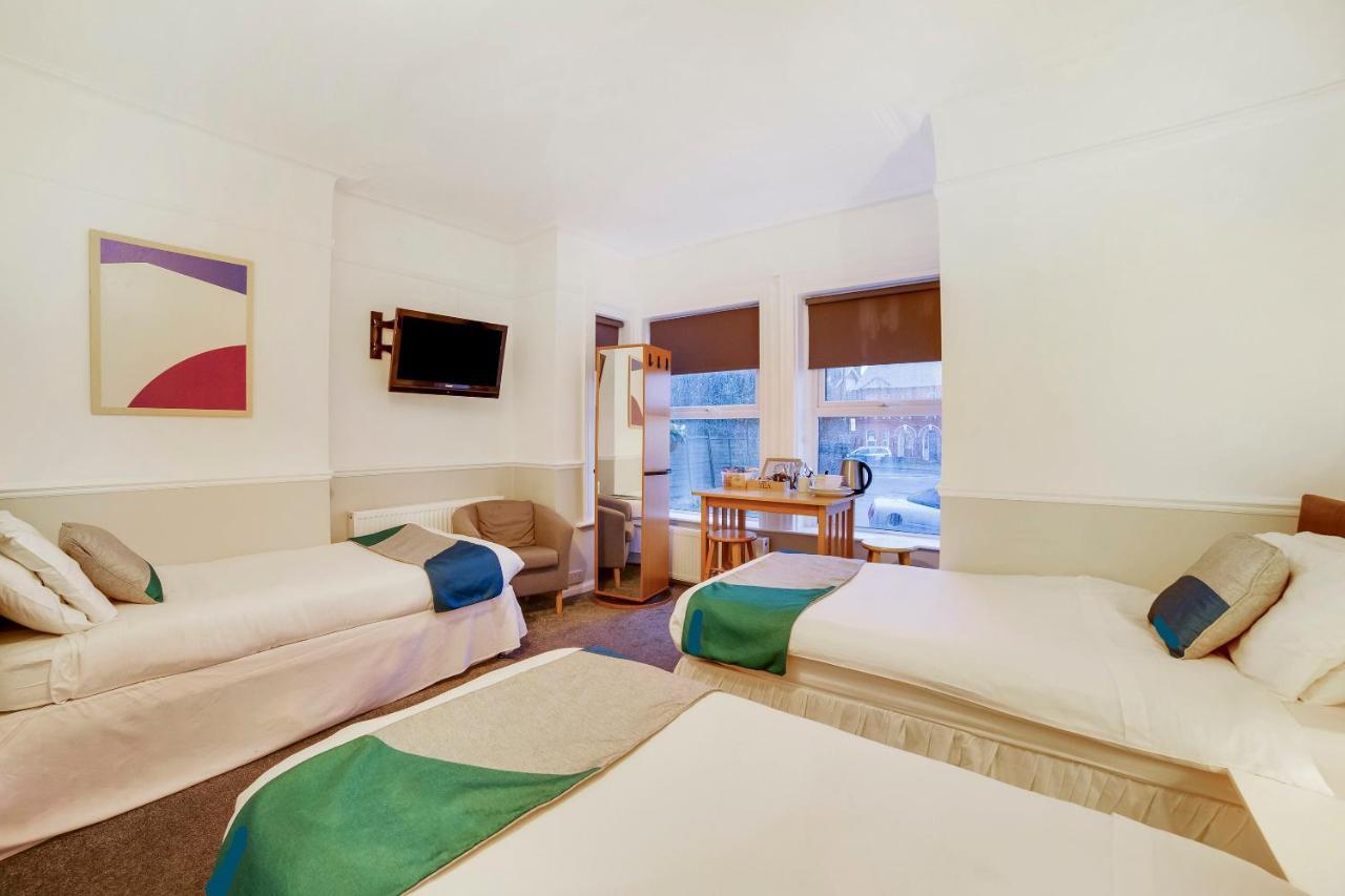 Airport Lodge Фарнбъро Екстериор снимка